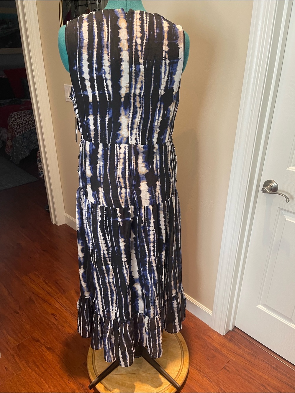 Dkny Navy and White Tie-Dye Twist-Waist Midi Dress - Picture 12 of 16